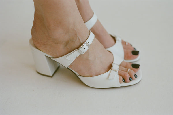 Maryam Nassir Zadeh ホワイトサンダル UNA SANDAL WHITE CALF – Maryam Nassir Zadeh