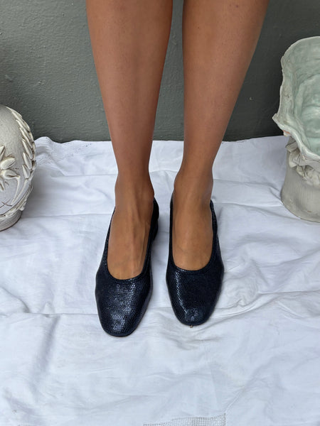 ROBERTA BALLERINA, NAVY BLUE – Maryam Nassir Zadeh