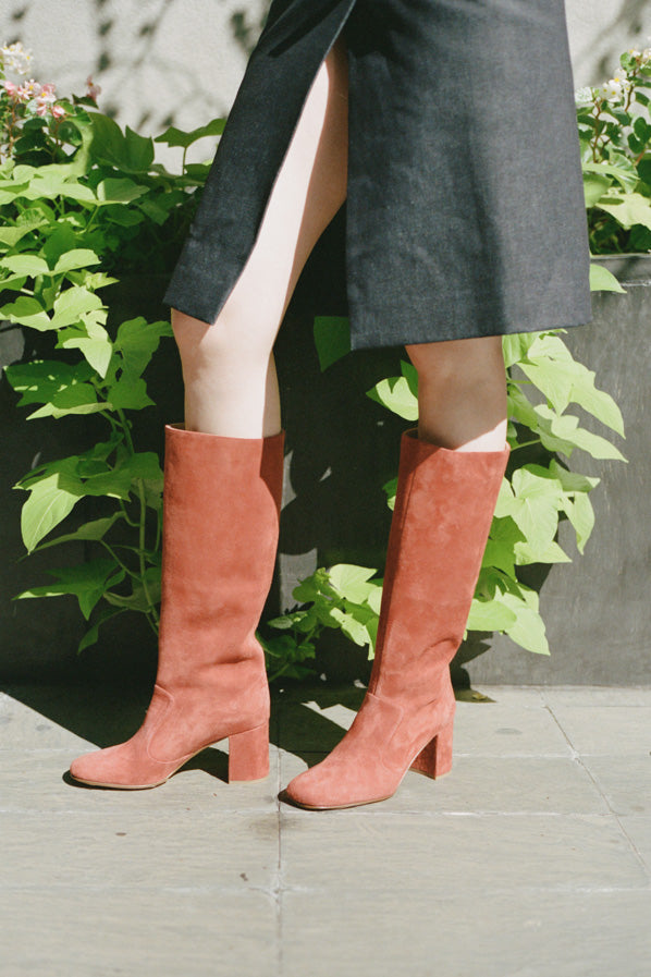 LUNE BOOT, RUST SUEDE